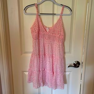 Shein floral flowy pink dress. Size M!!